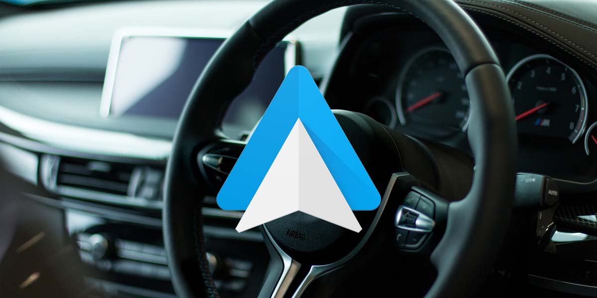 If you regularly use Android Auto, you will have become an expert in its use. But you may have certain doubts about its operation or its capabilities. Or maybe you are getting into this topic before buying a compatible car. But what are those compatible cars? Don't worry because we have collected 20 common questions that you ask us in our YouTube videos, or that we find in our articles. Everything you need to know or the questions that may arise when using Android Auto. Can I play videos on Android Auto? No, no and a thousand times no. Android Auto is a platform designed to facilitate the use of the mobile without distractions. And watching videos on the dashboard screen or on a mobile phone on a stand is precisely to focus attention on these devices. It is really dangerous.Something that Google knows well and for which it has banned the reproduction of videos. So no. Can't watch videos on Android Auto. It is dangerous and unsafe for everyone. This platform is for something else. How do I know if my car is compatible with Android Auto? Before buying a vehicle, you should know if the on-board navigator it includes allows the use of Android Auto. For this, Google has a website where it marks the list of car models that have everything you need to connect your mobile to the dashboard. Click on this link to see the list. Then display the make of your vehicle and check the model. If it is compatible with Android Auto, it will appear in this list, and the rest will only depend on your mobile. Check everything before you get a new car.What if my car is not compatible with Android Auto? There are two ways to use Android Auto. One is on the on-board navigator screen, connecting your mobile by cable (or wirelessly in the future), and the other is using the mobile screen itself as a computer on the dashboard. That is, you do not need a compatible car to use the virtues and benefits of Android Auto. You just have to have your mobile at hand. Download the Android Auto application on your mobile. Open it, configure everything you need, in the same way that you would when connecting your mobile to the vehicle, and voila. You will have a somewhat different design than the car screen, but you will have the same operation: several icons to open navigation applications, music or the contact book.And even with the possibility of using the Google assistant so you don't have to touch the screen and use your voice to control everything. Can I connect my mobile without cables? Yes and no. Google is working on the possibility of linking your mobile and your car without having to use the cable. And there are already compatible cars and phones. The problem is that, at the moment, it is a very limited system. Only Google phones, the Pixel and Nexus, and also the latest Samsung Galaxy models (S8, S9, S10 and Note 8, 9 and 10) can use it. Of course, as long as you are in a compatible country. The United States and many Latin American countries already have this system, but Spain does not. It is to be expected that, in the coming months, this situation will change and Google will open the ban so that Spain and its users can take advantage of this advantage.At the moment it is available in a very restricted way. Can I customize the look of Android Auto? The new version of Android Auto, already available on all on-board screens for all users, has a somewhat limited appearance. That is, a black background with all the compatible applications in sight to click on the one we want to start. It is simple, practical and prevents us from being distracted from the most important thing: the road. However there is something we can change. If you enter the Settings menu from the mobile application, displaying the side menu, you can access the Customize application menu section. This is the list of tools shown on this screen. Here you can select and deselect the ones you want.Try to leave the desktop clean to avoid distractions while driving when opening an app. There is a second, much more colorful and personalized option. We refer to the Substratum system, which some will know for allowing mobile phones to be personalized in detail. Well, there is an option to apply this customization to the dashboard screen. Of course, you need a root mobile and certain knowledge. Here we leave you some details. Can I use any mobile application on Android Auto? No. Although you can install any application on your mobile, only those that are compatible are shown on the dashboard screen. That is, the ones you can use on this screen. Those that have options for browsing, playing music or managing messages.Only applications that appear on the desktop screen of the on-board navigator can be used. Or those that appear when clicking on the navigation or music icon on the mobile. If they do not appear, even if they are installed, they cannot be used. What about Android Auto in Android 10? Google wants to fully integrate the Android Auto system into the latest version of the Android mobile operating system. This way a separate application would not be needed to use it. In addition, everything would be connected and ready on the mobile. But they have not arrived in time to do all this for the launch of Android 10. Something that has left Android Auto users off the hook on some Android 10 phones: without the integrated system and without the compatibility of the classic application.The solution is to install another Android Auto application that they have created for the occasion. It's called Android Auto for phone screens. It's free and available on the Google Play Store, just like the original app. The caveat is that it is the patch to fix this problem. Can I receive WhatsApp messages on Android Auto? Of course yes. One of the virtues of Android Auto is being able to manage your WhatsApp messages without losing your attention on the road. For this you can use the notifications that appear on the on-board navigator screen. Here you can select the Play option to listen to any message read with the voice of the Google assistant. This wizard will inform you who is the sender of the message, and the best thing: it will offer you the possibility of replying.You just have to dictate the answer out loud. Something similar happens if you want to send a message directly. You can say "OK, Google: send (message) to (person) on WhatsApp" so that the assistant does everything else. You can also do it in parts, with more specific orders: "OK Google, send a message to (person)", after which the assistant will ask you the content of the message so that you can dictate it. After confirming, the message is sent, without having to touch the screen. Can I stop the playback from continuing where I left off last time? One of the virtues of the latest version of Android Auto is to continue with what you were doing when you stopped the car the last time. In other words, if you were navigating to a specific direction that you have not reached and listening to a specific track,when you start the car again you will return to that same point. Something very comfortable to avoid wasting time in situations such as resuming the march after filling up with gasoline, for example. However, this measure may not be as comfortable when traveling with people, for example. Other users who may not be interested or who want to hide this information. Well, this feature can be disabled. Pull down the side menu in the mobile application and go to Settings. Within this menu, look for the option Resume multimedia content automatically. By disabling this feature, you will have to do all the work all over again each time you start Android Auto. But you will avoid showing the content you were listening to before stopping. Can I hide notifications on Android Auto? Yes.Thanks to the Settings section there is the possibility to avoid any distraction while driving. So that the Google assistant does not speak, or directly so that no notification appears on the on-board navigator screen. To do this you have to go to the Settings menu in the mobile application. Here, scroll down the screen to the Notifications section. You can deactivate all the controls so that incoming messages and notifications of songs and reproductions do not confuse you at any time. Where can I find applications compatible with Android Auto? It's easy to find Android Auto compatible apps from within the Android Auto app itself. Enter your mobile and display the side menu. Here you will see a section with the icon of the Google Play Store.It is a direct access to the section of the Google Play Store with applications compatible with this service. Inside you will see different collections divided by genre and content. Here you can download any of them regularly, as if it were any application to use. How do I switch between apps in Android Auto? There are different ways to open various applications in Android Auto, always depending on the platform. If we use this service in the car we will have to click on the white button in the lower left corner. This will take us to the desktop to select any other application that we want to start. Either to see full screen or in the bottom bar. If we are using Android Auto directly on the mobile, we will only have to click on the turn icon: navigation or music.A small triangle appears next to them which means that there are more compatible applications. Making this second click on the icon will open the list to choose another compatible application of that genre. Just by clicking on the one you want it will open. How to use Android Auto without hands? One of the virtues of Android Auto is to have the Google Assistant built into the system. That is, you can ask him to do things for you out loud. Without taking you off the road. You just have to use the formula "OK Google" and make a request. There is also the option of clicking on the microphone icon that appears on the on-board screen. It's another way to invoke the wizard. After that you can ask me to send a message, to guide you to a specific point,to play a certain song or call a person from the phonebook. Can I use two apps at the same time on Android Auto? The latest Android Auto design allows for true multitasking in the on-board navigator. That is, two simultaneous and visible applications. One full screen and one on the bottom bar. So we can use the Waze browser and play Spotify music with everything accessible on the screen. You can even switch between the two applications, going from the bar to the full screen and vice versa just by clicking on the icon to the left of the bar. On mobile, you can also use two applications at the same time in the same way: one for browsing and the other for playing music. But the information is not visible in both cases. Either we watch the navigation or we watch the playback.Do I have to connect my mobile phone by cable in each car in which I use Android Auto? Yes. In Spain the wireless connection is not available at the moment. But, even if it was, you will always need to carry your mobile as a link for Android Auto in the car. There is no profile that is stored in the car and does not depend on constant connection. In other words, you need to always carry your mobile with you and connect it to each car you use to use Android Auto in them. Error connecting my mobile to the dashboard There are many problems that can appear when using Android Auto in your car. What you need to do is make sure that the entire system is compatible, both the vehicle and the mobile device. Head over to the Android Auto support page to confirm that your car can connect.You should also check if there is a pending update on your mobile. Both its software and the Android Auto application. Head over to the settings for the first and the Google Play Store for the second and confirm that everything is up to date. After that, restart the mobile and turn off the car and try again. If you still can't find the solution, check the Android Auto support page for possible problems. Can I see the radars on Android Auto? Of course yes. Speedcam warnings have long been available on Waze and Google Maps, two applications fully compatible with Android Auto. As you depend on the applications, and not the system, you should only use the one you prefer for navigation. Of course, keep in mind that Google Maps only warns of the radars that are on the predetermined route,while Waze will only notify you if you are traveling faster than the road allows. Does Android Auto consume data from the internet? Android Auto consumes the Internet data consumed by the applications you use on this system. That is, it requires an Internet connection, as long as you are going to use Waze, Google Maps, Spotify or any other application that needs Internet. In this way, consumption will be the same as that of any of these applications, since Android Auto is only the system that hosts them. Of course, keep in mind that some of these applications allow their use without an Internet connection. This is the case of Google Maps and its downloaded maps, or the Spotify Premium service with the playlists saved on the mobile. Something that could help you reduce consumption while using Android Auto.Can I watch YouTube videos on Android Auto? No. For the umpteenth time: no. Even though YouTube is a Google service, it is not compatible with Android Auto. The reason remains the same as with the other applications that play videos: safety behind the wheel. Playing content that requires your attention is a danger when it is circulating. So Android Auto does not allow you to play YouTube videos, not even to listen to their audio. Can I listen to podcasts and audiobooks on Android Auto? Yes. Spotify, one of the compatible music player applications, already has the option to host podcasts. Contents that can be played just like playlists in Android Auto. However, there are other specific tools supported such as Google Podcasts,with which to organize your subscriptions and listen to the shows and episodes that interest you. As for audiobooks, there are also different options. The most complete is Google Play Books. And it is that it serves as a platform to buy audiobooks and also play them in Android Auto. Of course, you will have to make sure you have them first in your library and then find them in Android Auto to listen to.