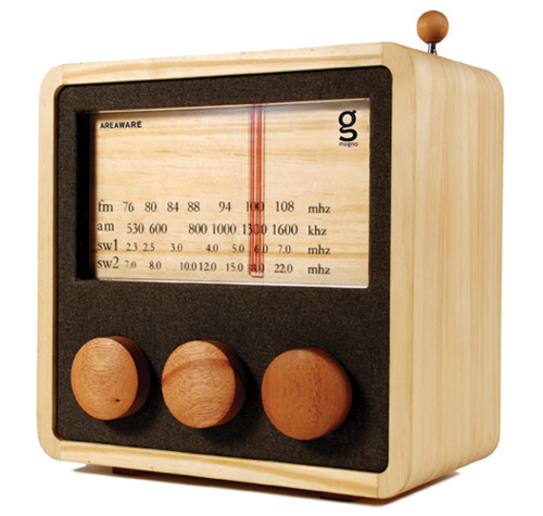 areaware-magna-wooden-radio