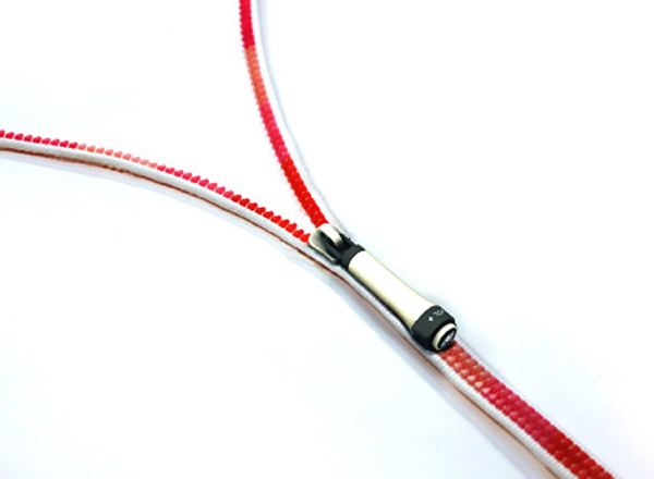 Zipper Earphones, unos auriculares-cremallera de diseño 4 ZipperEarphones2