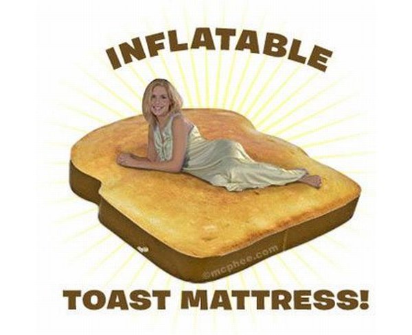 Inflatable Toast Mattress, el increí­ble colchón tostada