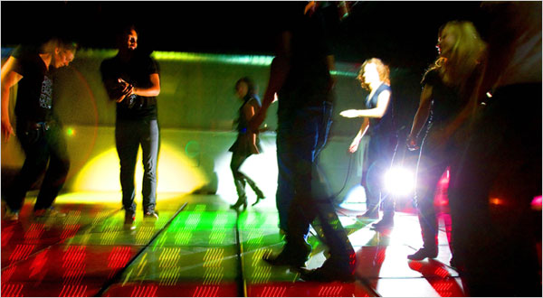 Watt, una discoteca con una pista de baile que se ilumina con las pisadas