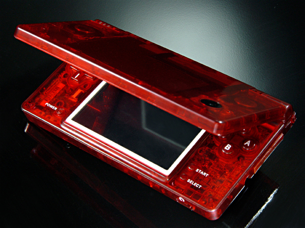XCM Eye Candy Shell, la DSi ahora con carcasa translúcida de colores