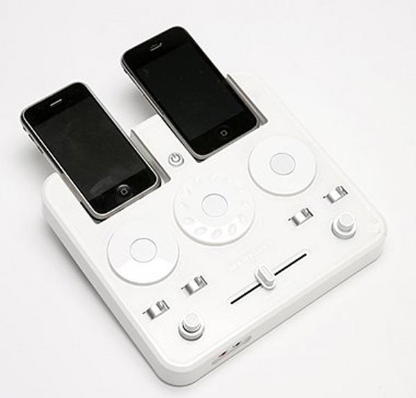 Dj Mixer, un mezclador para pinchar música con el iPhone y el iPod