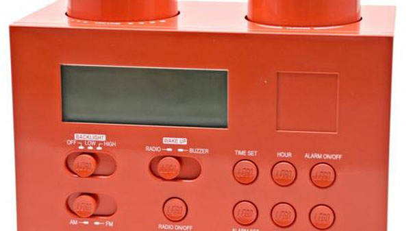Lego-Clock-Radio-02