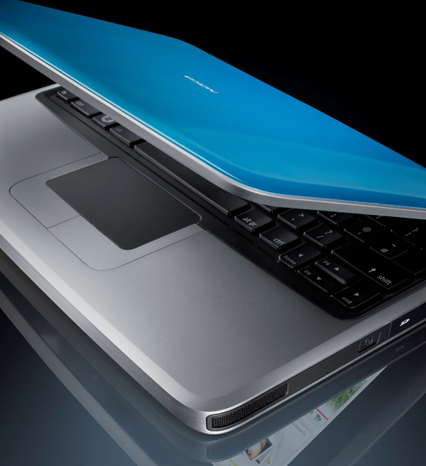 Nokia_Booklet_3G04
