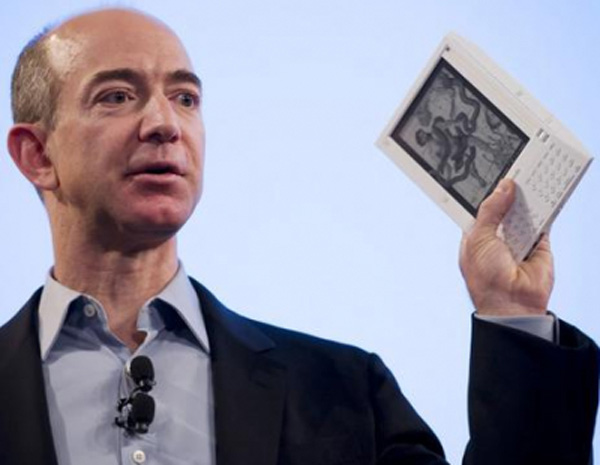 jeff-bezos-KINDLE jeff-bezos-KINDLE