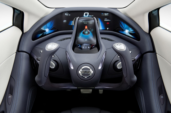 nissanlandglider3