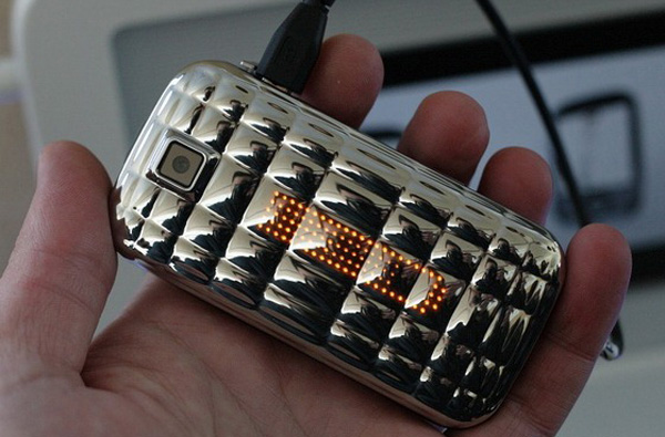 Samsung S5150 Olivia, un móvil con nombre de dibujo animado