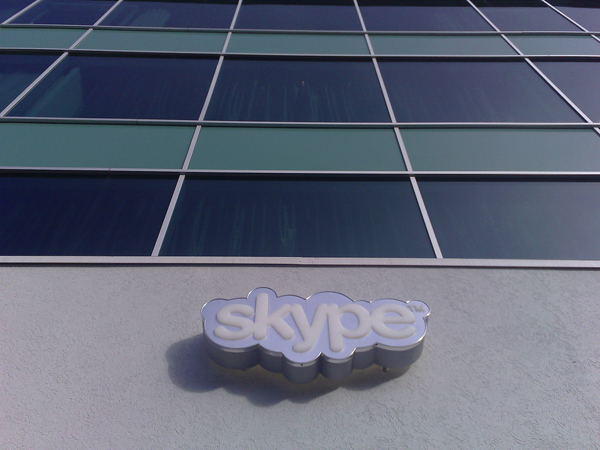 Los fundadores de Skype y eBay firman la paz