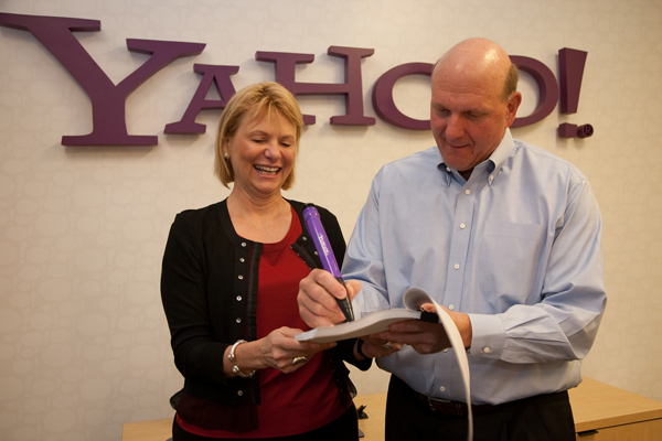 Yahoo! y Microsoft pausan el pacto previsto para octubre
