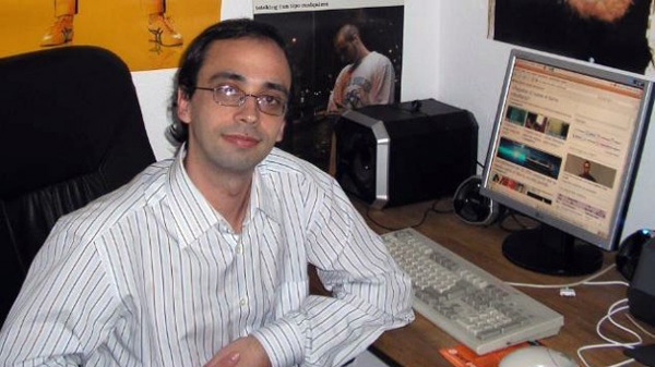 David Bravo: «Para la SGAE, descargar una canción es más delictivo que el acoso sexual»