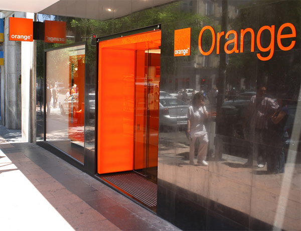 Orange prueba los 50 megas por 45 euros al mes