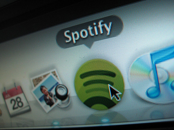 Spotify ultima su ofensiva para plantar cara a iTunes