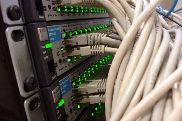 Telefónica ampliará la velocidad de subida de su ADSL, pero sigue sin ser la más rápida