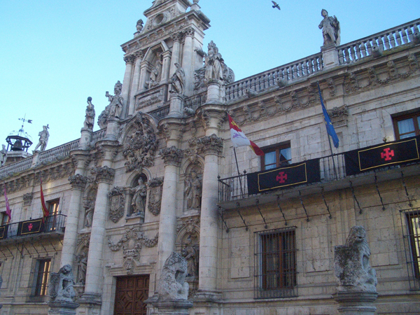 La Universidad de Valladolid paga más de 200.000 euros a la SGAE