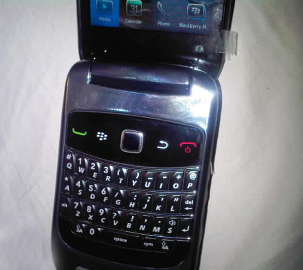 blackberry-9670-1