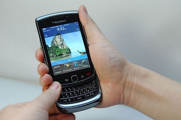 BlackBerry Bold 9800: Fotografías a Detalle
