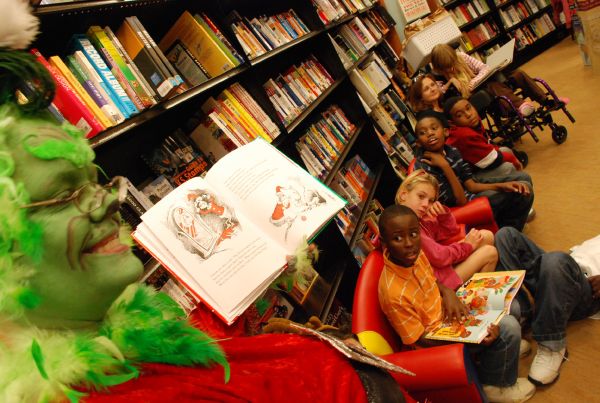 BARNES & NOBLE GRINCH BARNES & NOBLE GRINCH