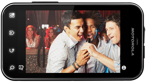 Motorola DEFY con Vodafone, disponible el Motorola DEFY gratis con Vodafone