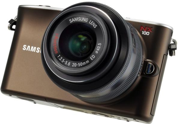 Samsung NX100, cámara compacta con objetivos intercambiables