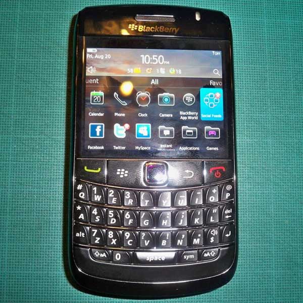 BlackBerry-Bold-9780-1