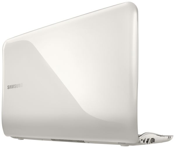 Samsung SF510, ordenador portátil con sonido envolvente para pelí­culas y videojuegos