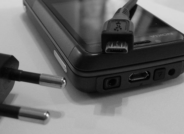MicroUSB, aceptado como el nuevo estándar para los cargadores de móviles