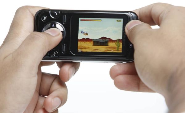 Los jugadores arrinconan las consolas portátiles para entretenerse con los smartphones