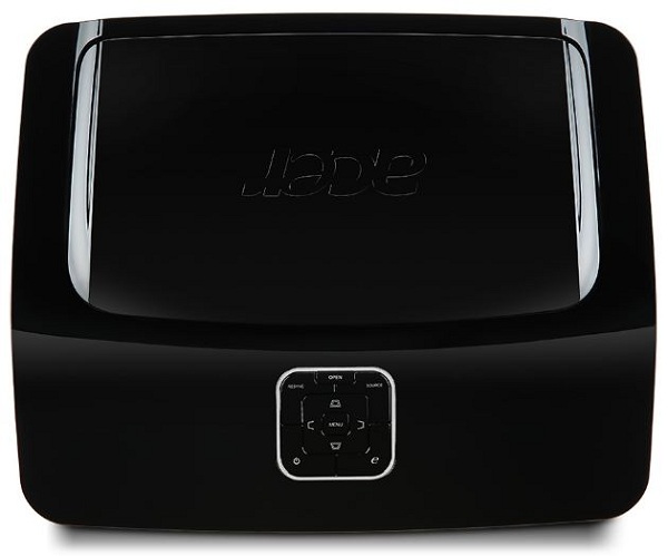 Acer U5200, proyector con control remoto LAN y proyección corta para las aulas