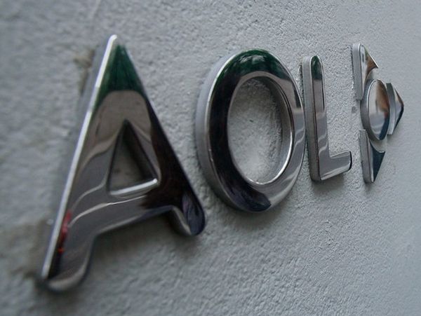 AOL sorprende con la compra del periódico digital Huffington Post por 315 millones de dólares 4 aol_2