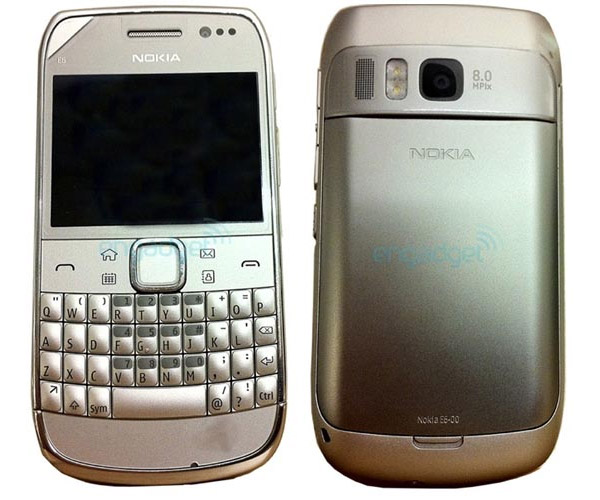 Nokia E6-00, móvil profesional de Nokia con teclado completo y cámara de 8 megapixels