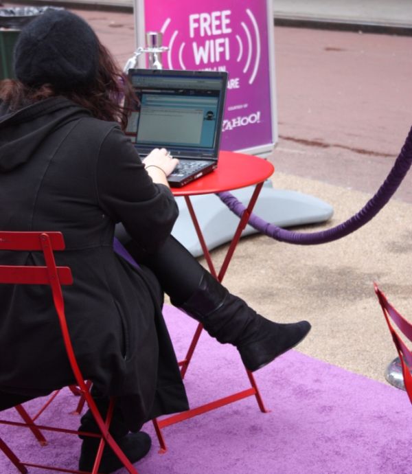 Los riesgos de conectarse a redes wifi públicas con la tableta o el smartphone durante el verano 4