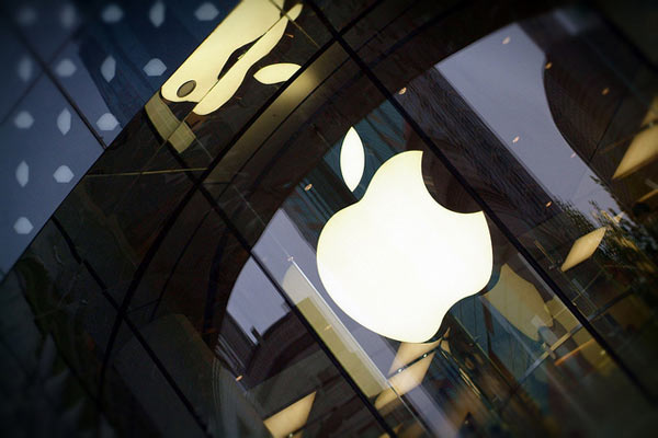 Apple cierra 22 tiendas falsas en China