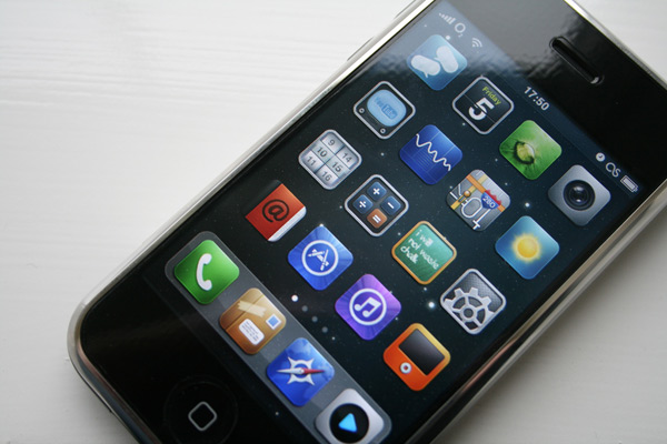 Apple persigue ahora a los falsificadores de iPhone 4 2