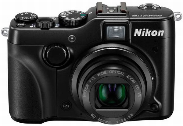 Nikon Coolpix P7100, una compacta con pantalla LCD articulada