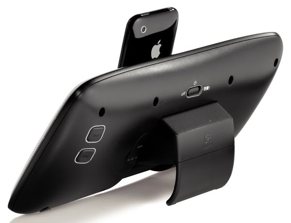 Logitech S315i, altavoces recargables para iPod o iPhone 2