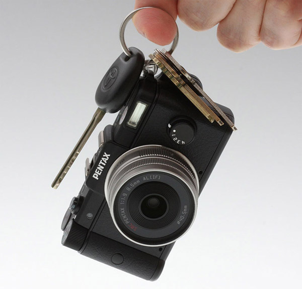 Pentax Q, cámara de objetivos intercambiables muy pequeña
