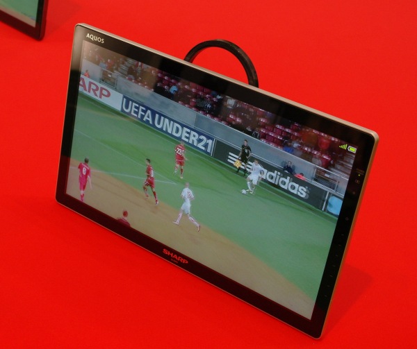 Sharp Aquos Wireless Lifestyle, televisor portátil con trampa 2