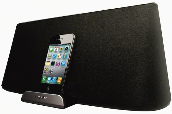 Sony RDP-X500IP, altavoz para iPod acabado en acero y terciopelo
