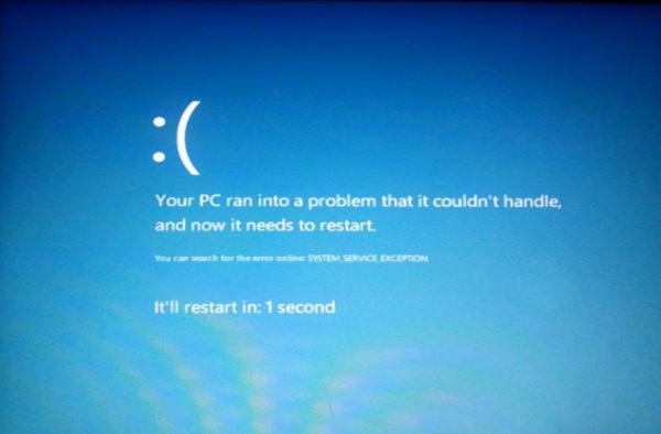 Windows 8, así­ será la pantalla azul de de error de Windows 8