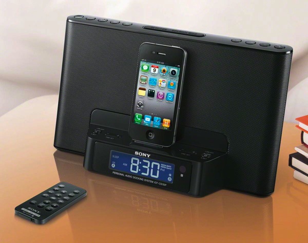 Sony ICF-DS15iP, un radio-despertador con base para iPhone