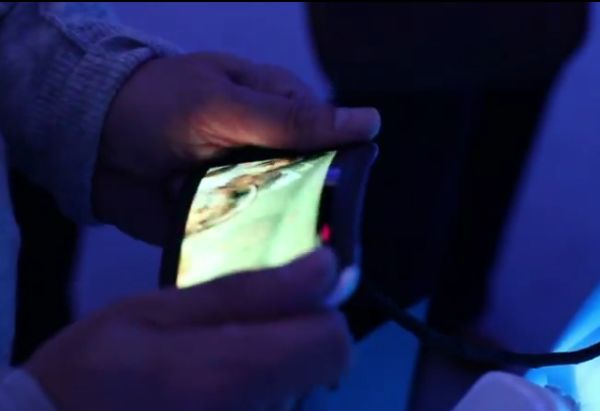 Nokia Kinetic, un dispositivo con pantalla flexible
