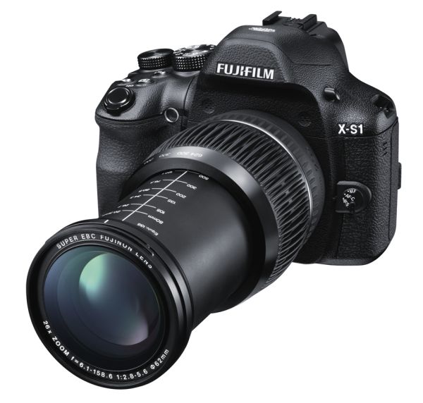 Fujifilm X-S1, cámara con zoom largo y luminoso