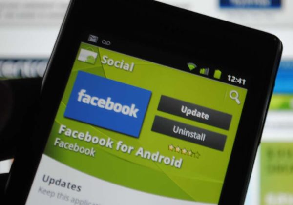 El uso de Facebook desde aplicaciones móviles aumenta un 72 por ciento en 3 meses