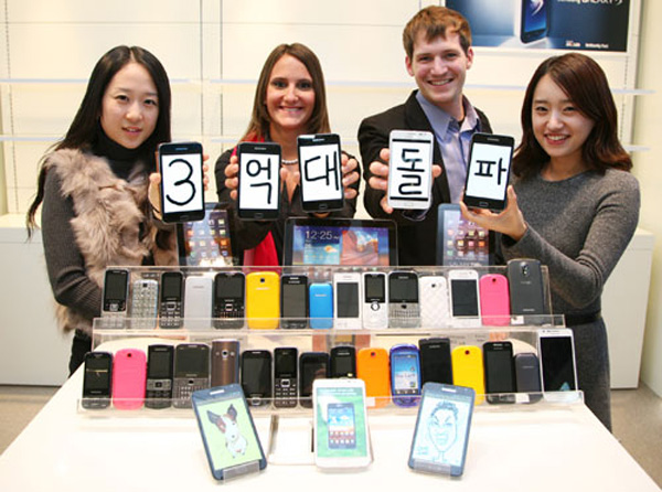 Samsung supera los 300 millones de móviles vendidos en 2011