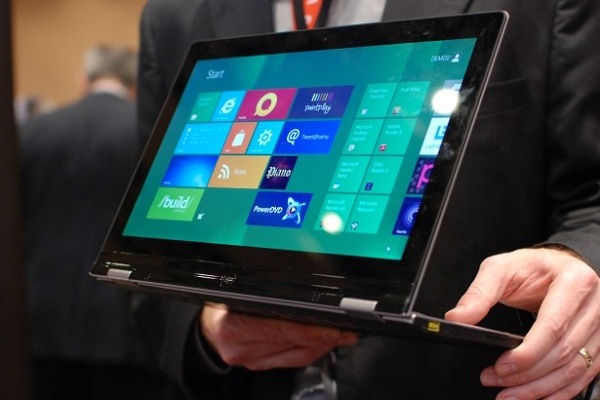 Lenovo IdeaPad Yoga, un ultrabook convertible en tablet