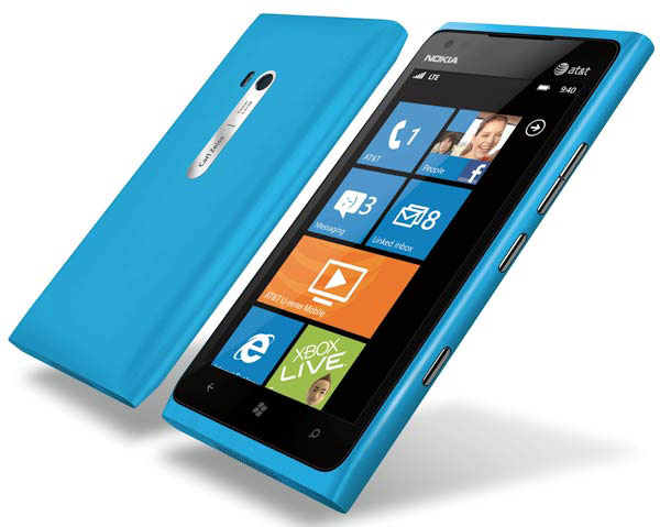 Cuesta más fabricar un Nokia Lumia 900 que un iPhone 4S