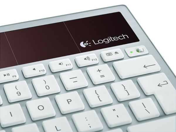 Logitech K760, teclado solar para escribir cómodamente y sin cables