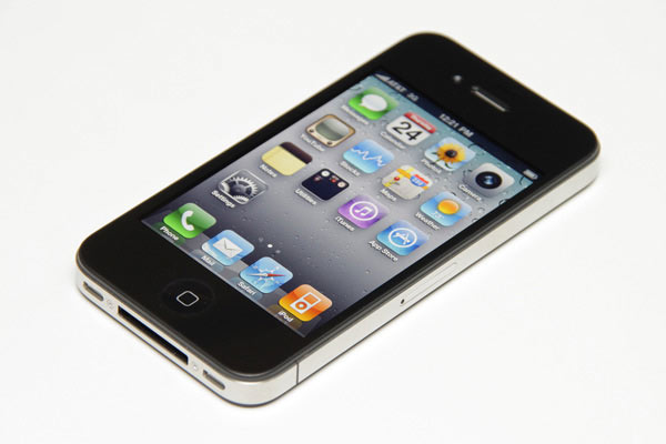 Apple estudia la oferta de sus proveedores para el iPhone 5