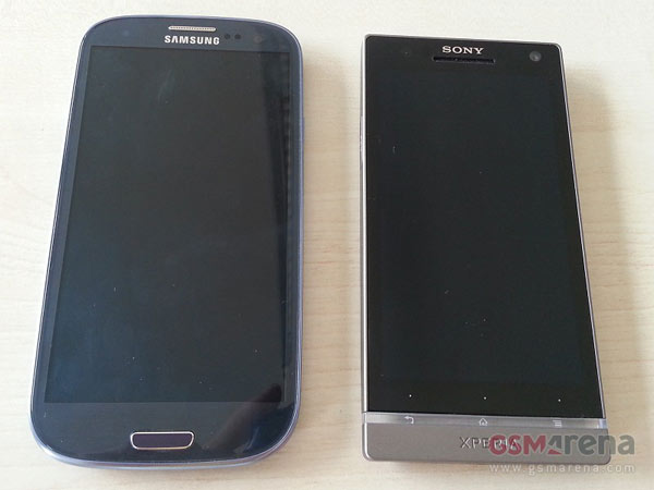 Sony Xperia SL 05